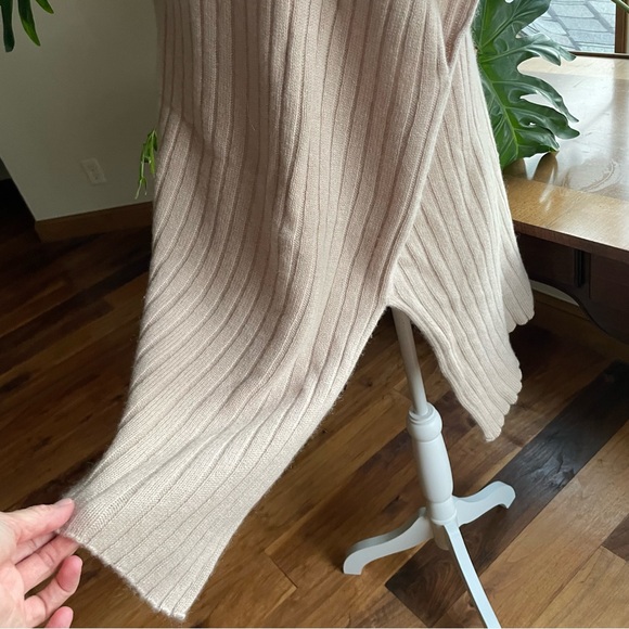 Central Park West 100% Cashmere Ribbed Sleeveless Tunic Cowlneck Sweater Oatmeal - Picture 3 of 11